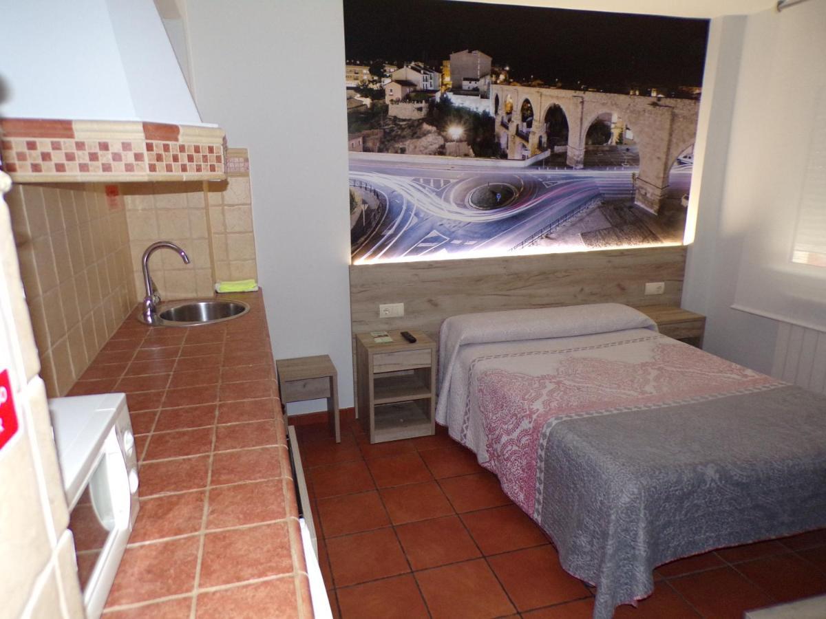 Hostal Serruchi Teruel Exterior foto