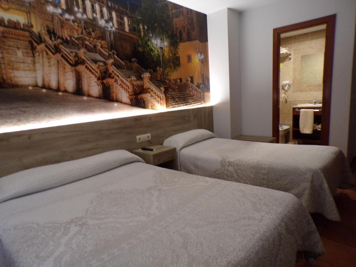 Hostal Serruchi Teruel Exterior foto